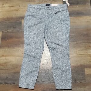 NYDJ Black Ankle Jeans with Leopard Print Design